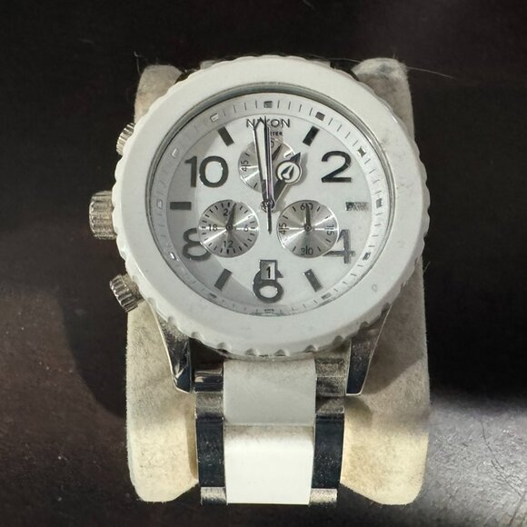 Nixon 42-20 Chrono - Picture 1 of 5